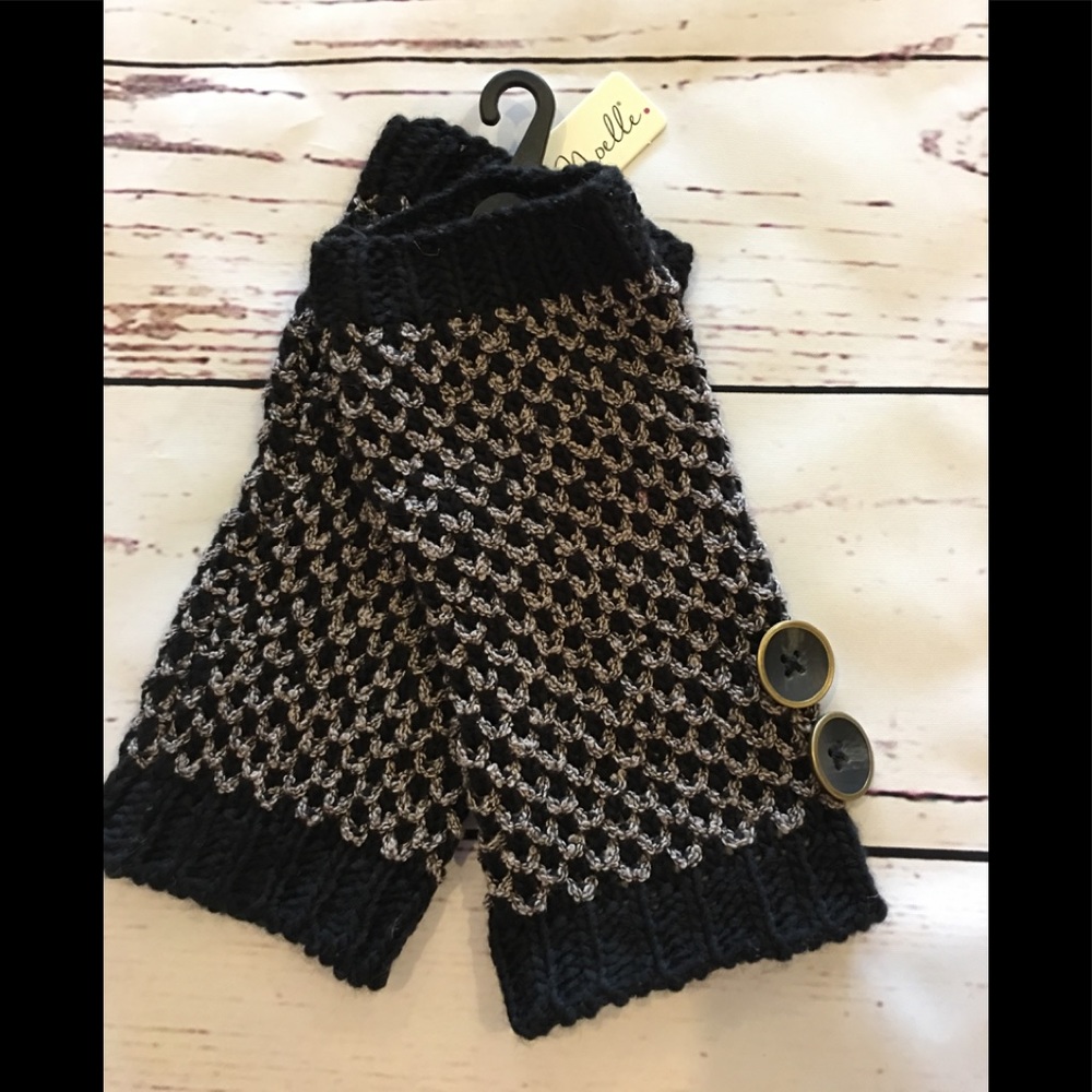 NWT Sweater Cuffs Wrist Warmer